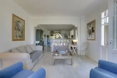 غرفة معيشة