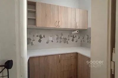 Кухня; кухненски уреди, ремонтиран