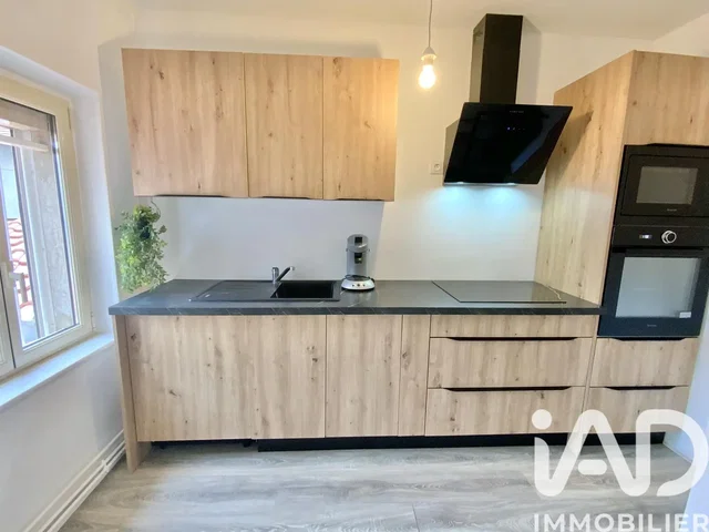 Cucina; elettrodomestici, luce naturale