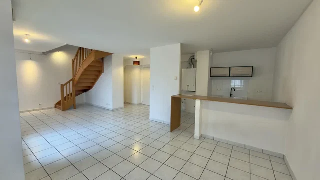 Cozinha; chão de azulejo