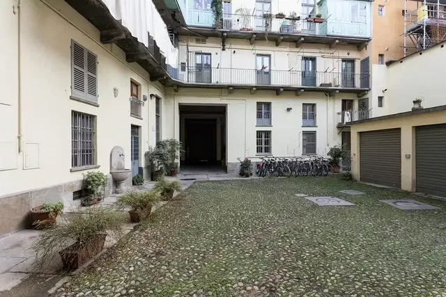 Haus und umgebung; tageslicht