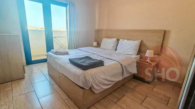 Schlafzimmer; blick, fliesenboden, tageslicht