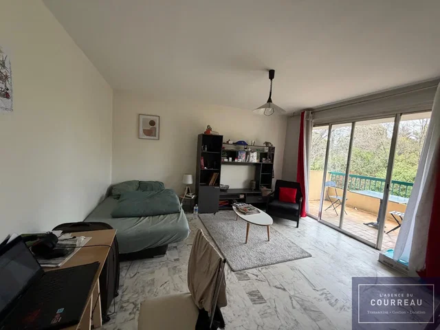 Sala de estar; luz natural, vista