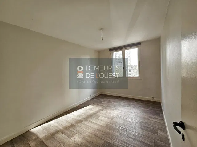 Living room; tile floor, natural light