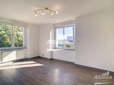 Living room; view, natural light
