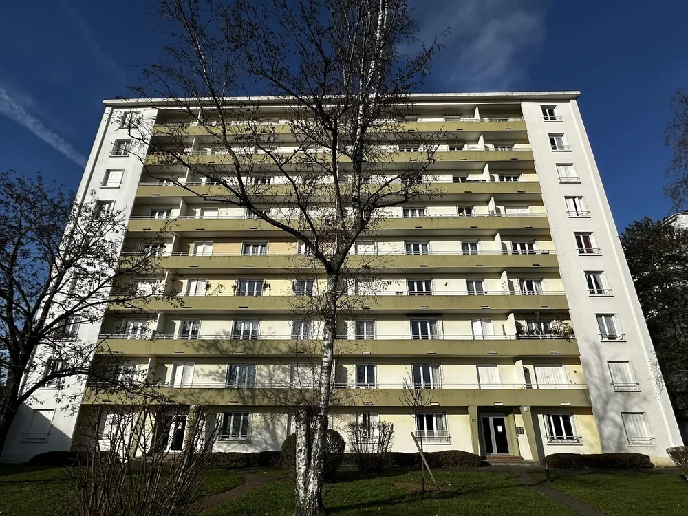 House and surroundings; view