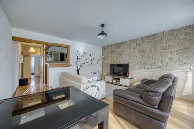 Dnevni boravak; prirodna svjetlost, moderan stil