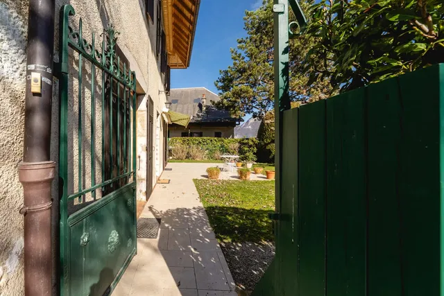 Casa e dintorni; vista, luce naturale