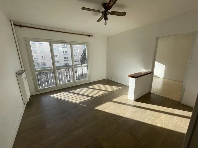 Living room; view, natural light