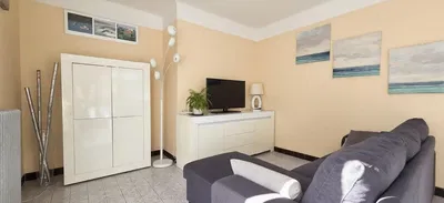 Dnevni boravak; prirodna svjetlost, moderan stil