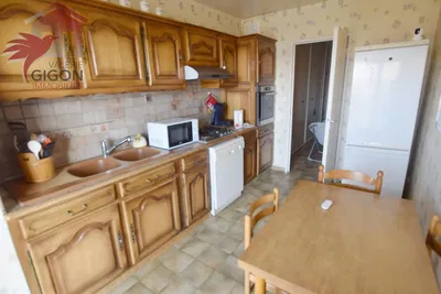 Kuhinja; kućanski aparati, pločice