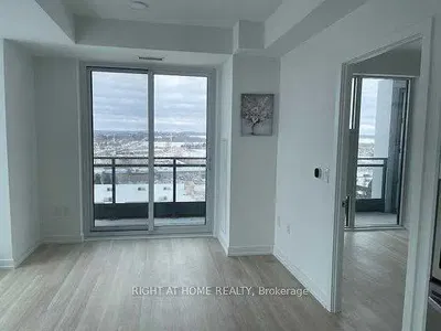 Salon; vue, parquet, lumière naturelle