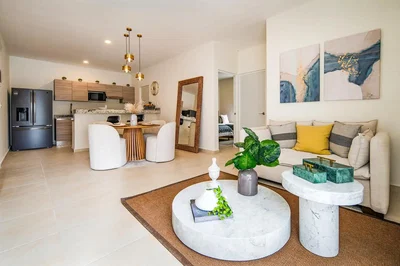 Wohnzimmer; fliesenboden, moderner stil, tageslicht, küchengeräte