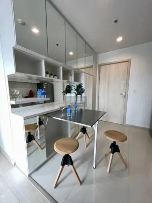 مطبخ; أسلوب عصري, ضوء طبيعي, مجدد