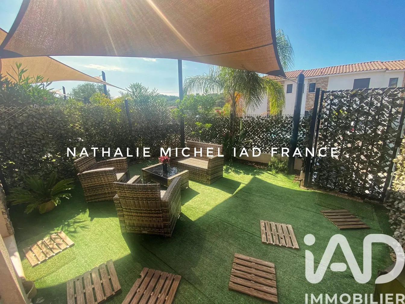 Тераса; поглед, природно светло