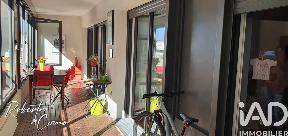 Тераса; поглед, природно светло