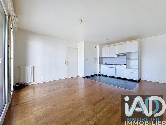 Living room; wood floor, natural light, renovated