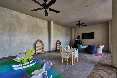 Chambre d'enfant; lumière naturelle, carrelage