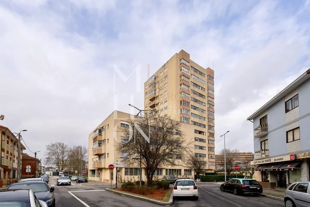 Kuća i okolina; pogled