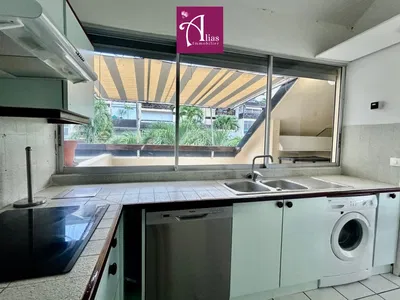 Cucina; elettrodomestici, vista, luce naturale