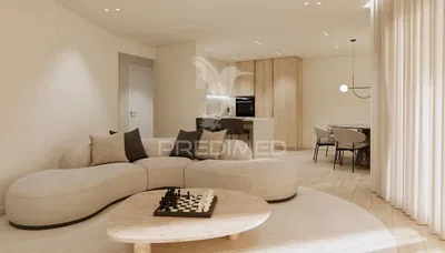 Obývací pokoj; moderní styl, přirozené světlo, dřevěná podlaha