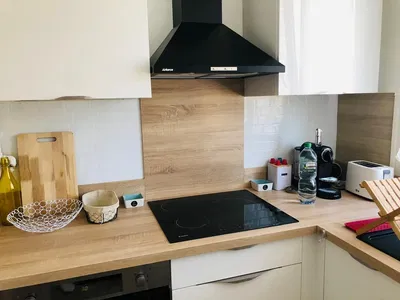 Keuken; keukenapparatuur, natuurlijk licht