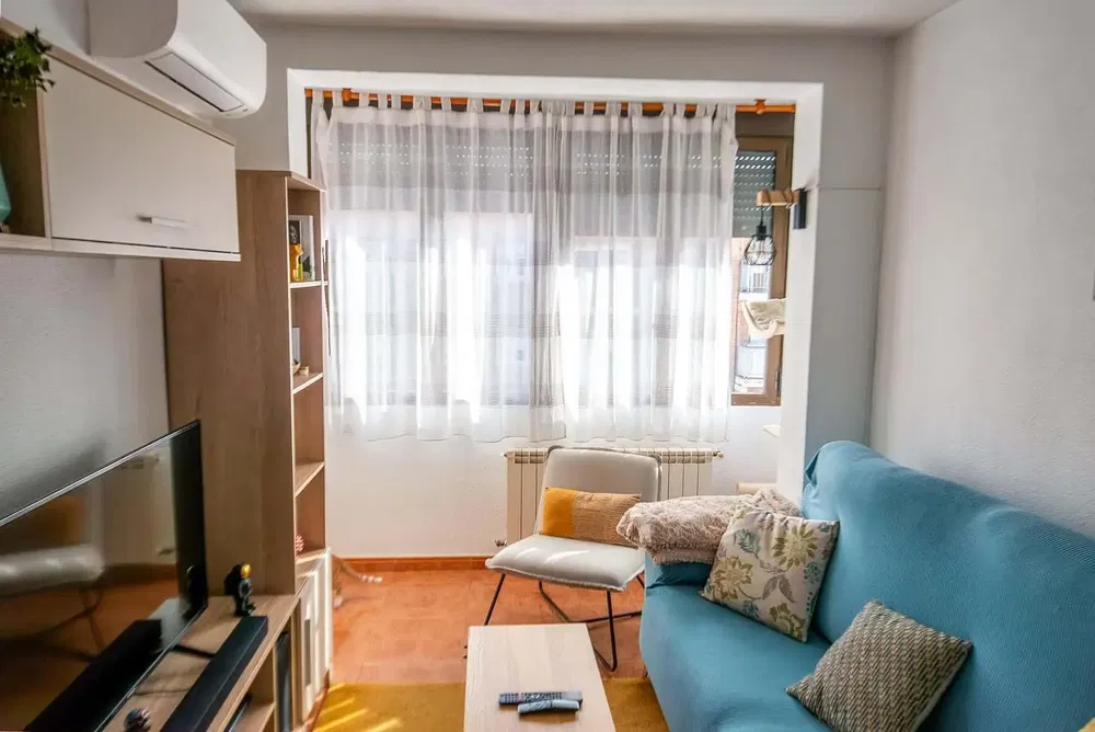 Wohnzimmer; tageslicht, moderner stil