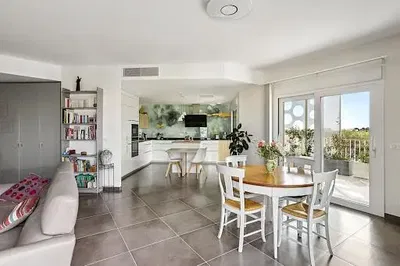 Living room; view, natural light