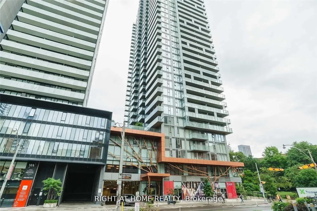 Maison et environs; vue