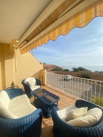 Balcony; view, natural light