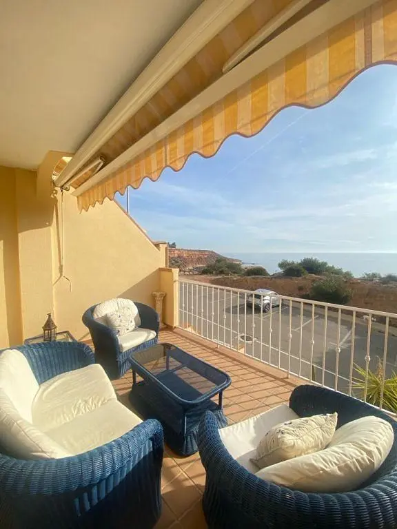 Μπαλκόνι; θέα, φυσικό φως