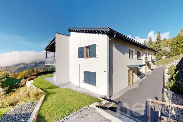 Haus und umgebung; blick