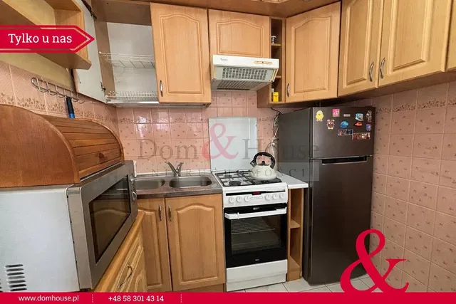 Küche; küchengeräte, fliesenboden