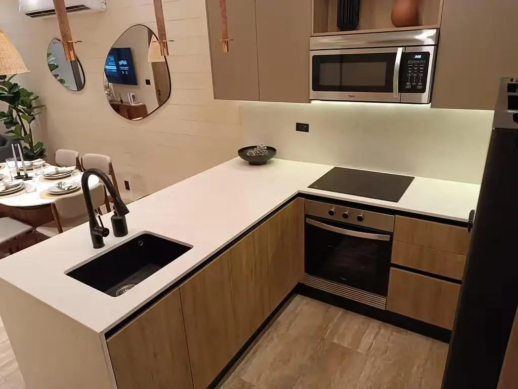 Кухиња; кухињски апарати, модерни стил