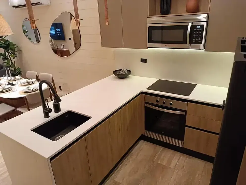 Кухиња; кухињски апарати, модерни стил