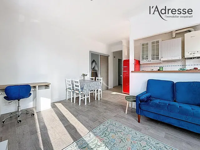 Salon; lumière naturelle, style moderne