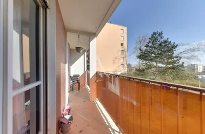 Balcon; vue, parquet