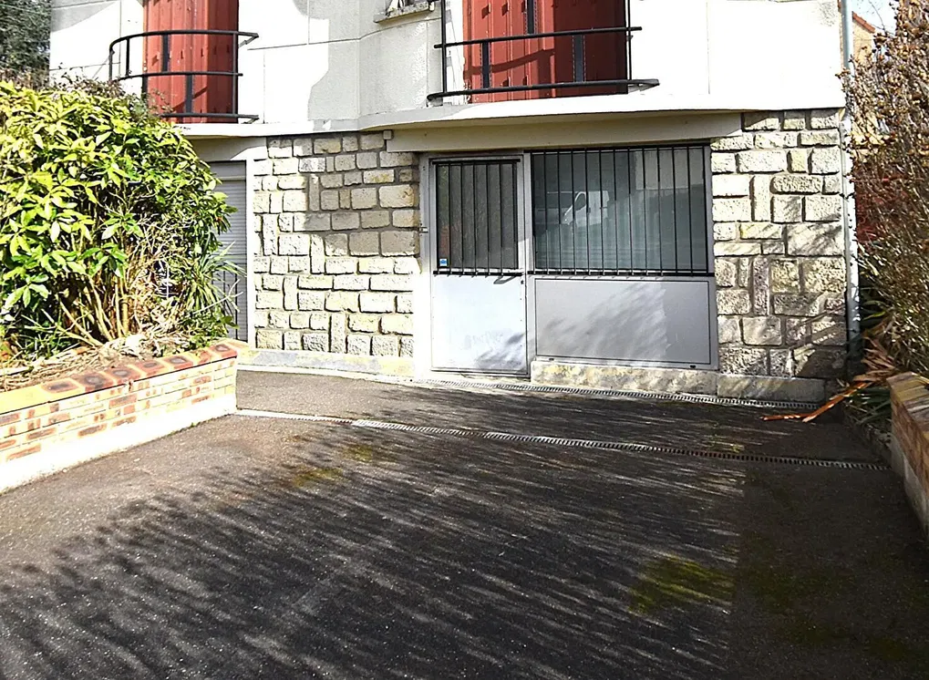 المنزل والمناطق المحيطة