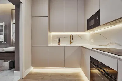 Κουζίνα; συσκευές κουζίνας, ανακαινισμένο, φυσικό φως, μοντέρνο στυλ