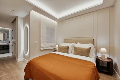 Ložnice; přirozené světlo, moderní styl, po rekonstrukci