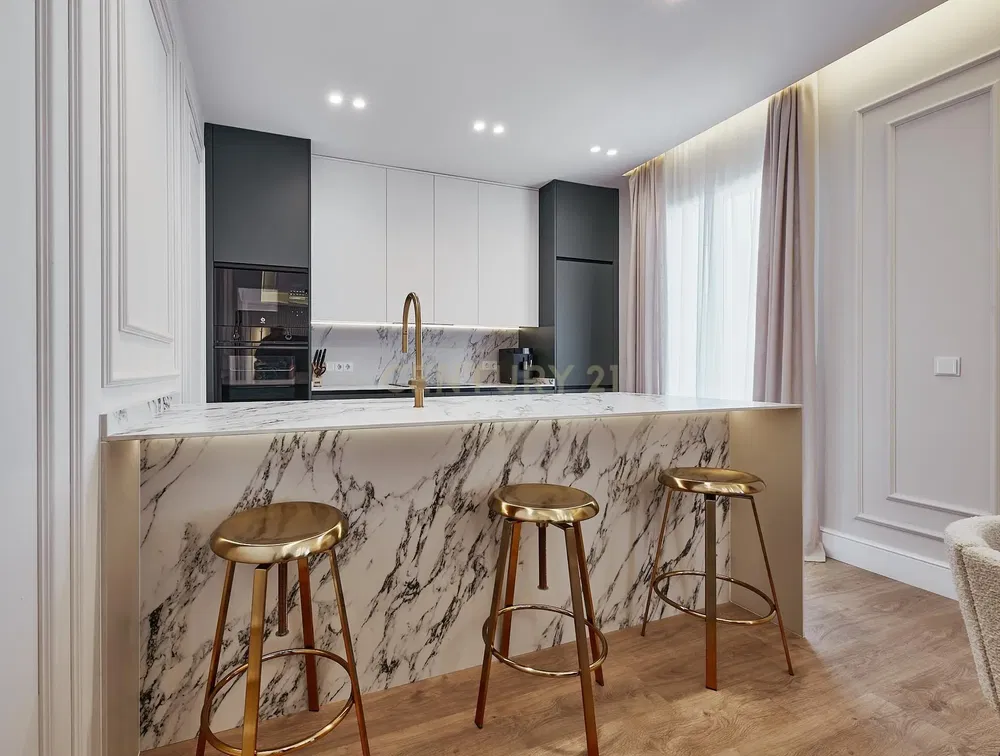 Cucina; elettrodomestici, stile moderno, luce naturale