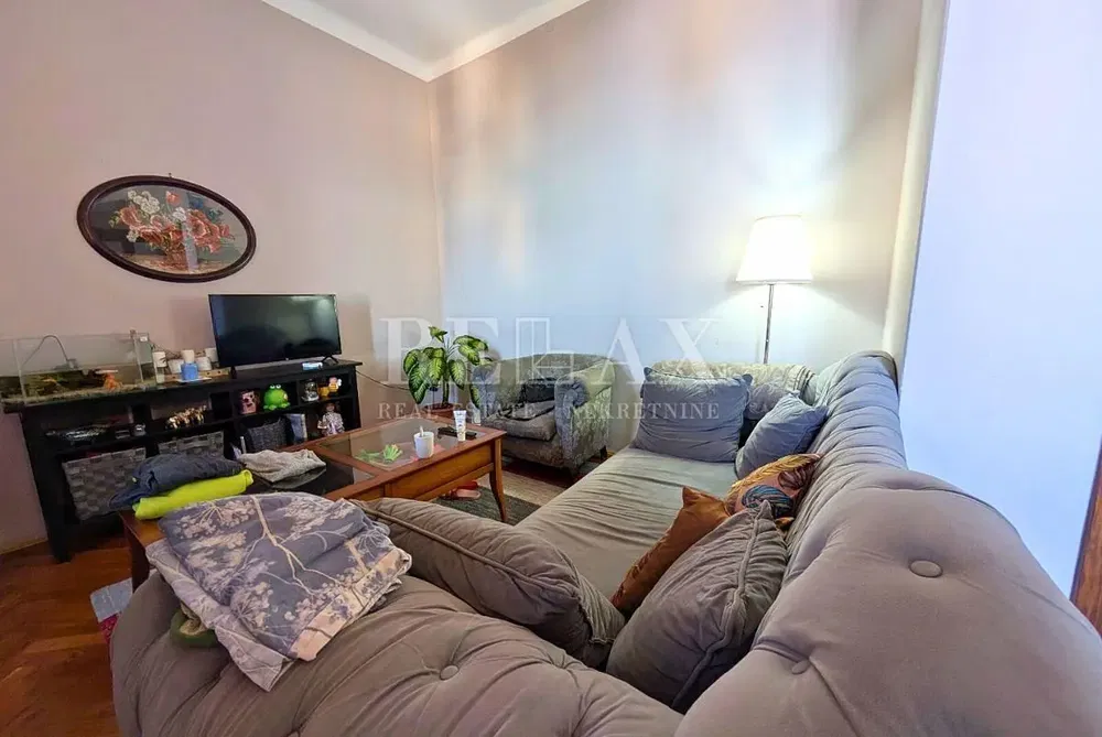 Wohnzimmer; tageslicht, moderner stil