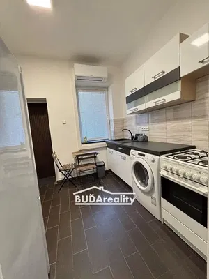 Mutfak; mutfak aletleri, fayans zemin