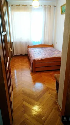 Chambre; parquet, lumière naturelle