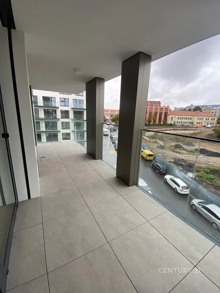 Balkon; fliesenboden, blick