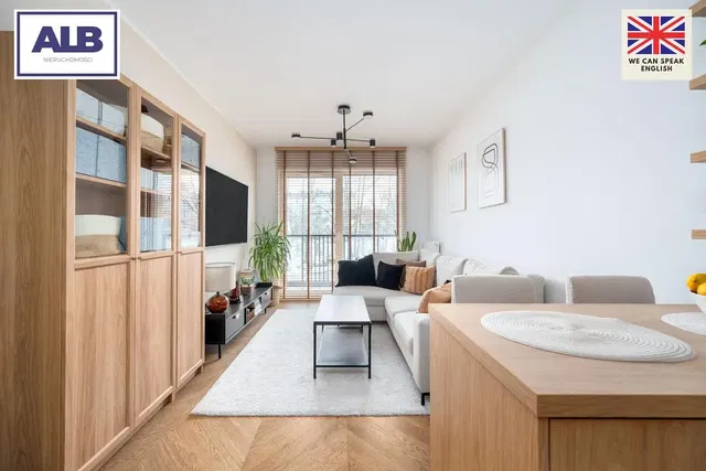 Salon; vue, parquet, lumière naturelle, style moderne