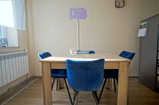 Kitchen; wood floor, modern style