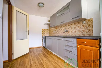 Kitchen; kitchen appliances, tile floor