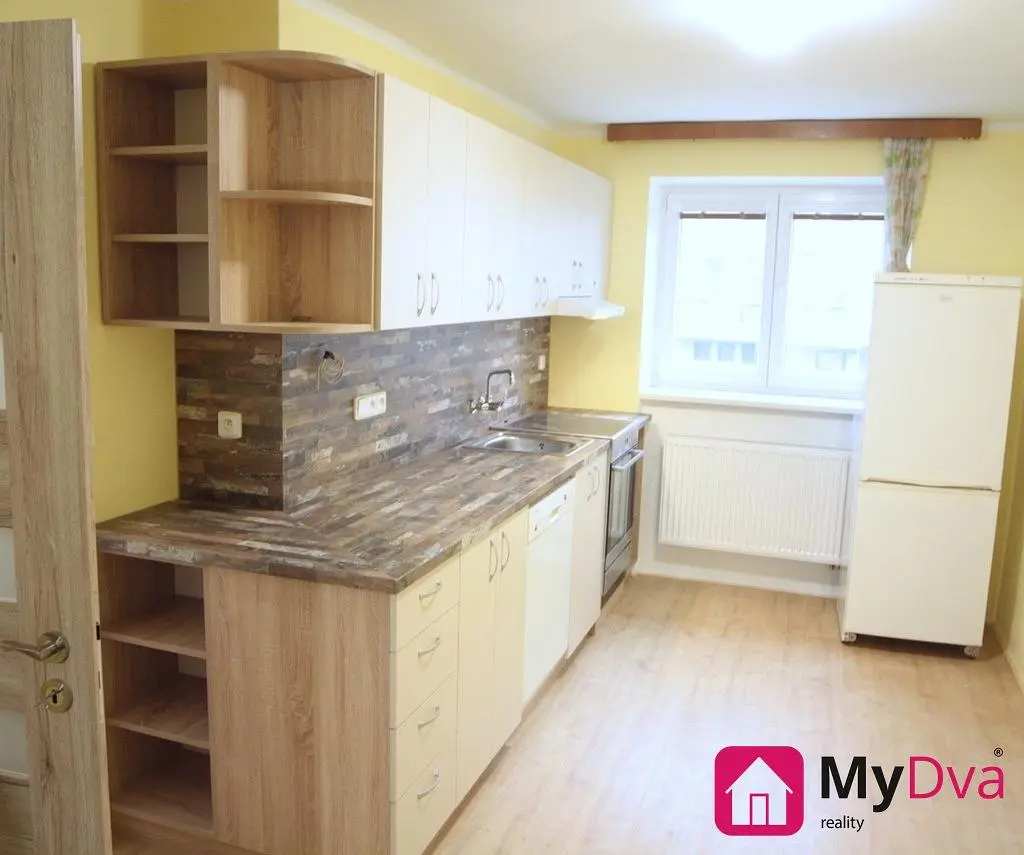 Küche; küchengeräte, tageslicht