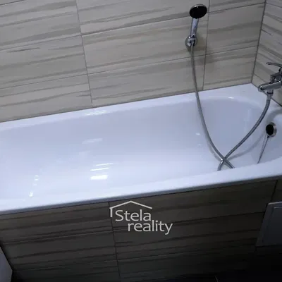 Badezimmer; fliesenboden